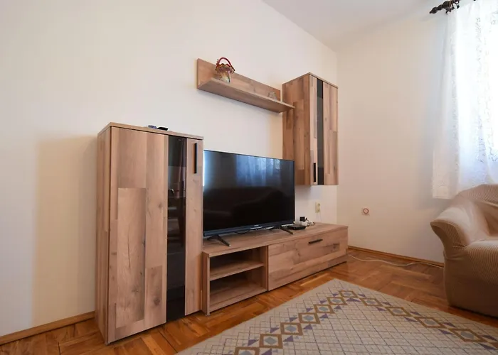 Petrovic 2 By Interhome *